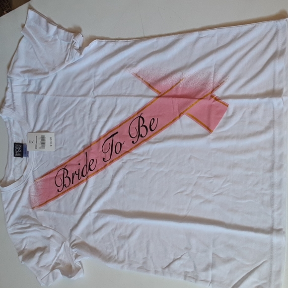 Sz XL MODERNLUX SHORT SLEEVE BRIDE SASH GRAPHIC T-SHIRT - Picture 2 of 7